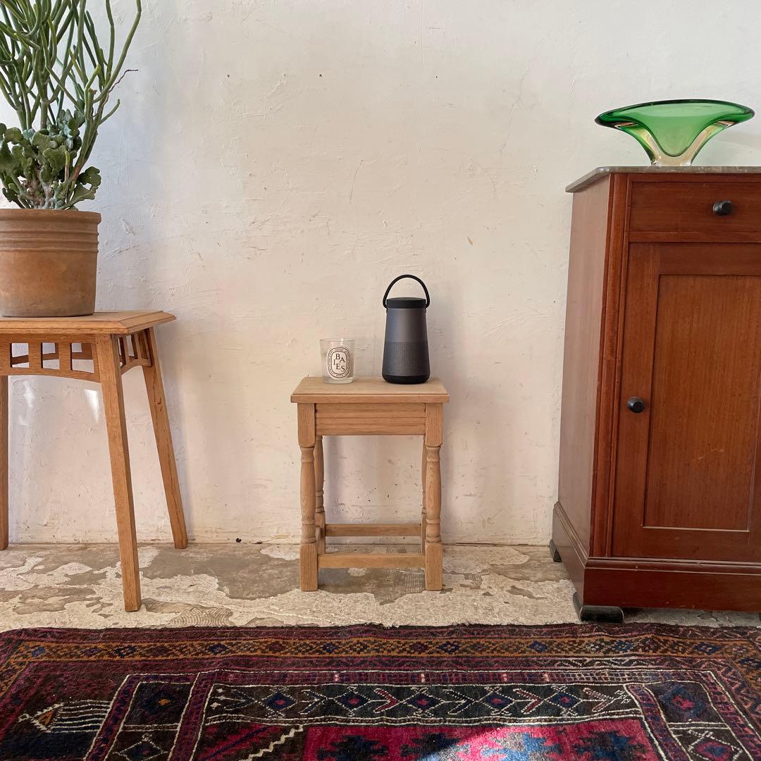 ビンテージ サイドテーブル 花台 ベッドサイドテーブル 小 剥離