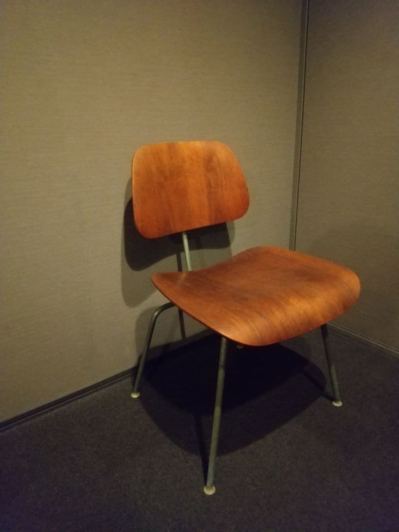 ハーマンミラーイームズ椅子ダイニングチェアヴィンテージ DCMひびあり Charles Eames＆Ray Eames（チャールズ・イームズ＆レイ・イームズ