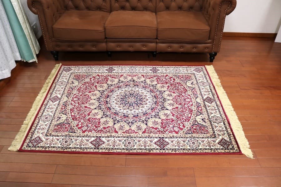 在庫処分価格！ 早い者勝ちです！ペルシャ柄絨毯 120×160カーペット 訳