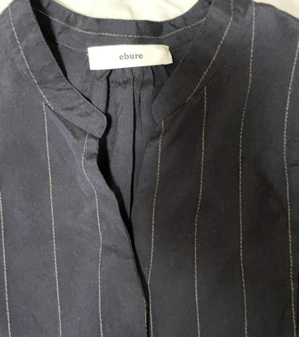 エブール ネイビー ペプラムスタイル ブラウス - メルカリ