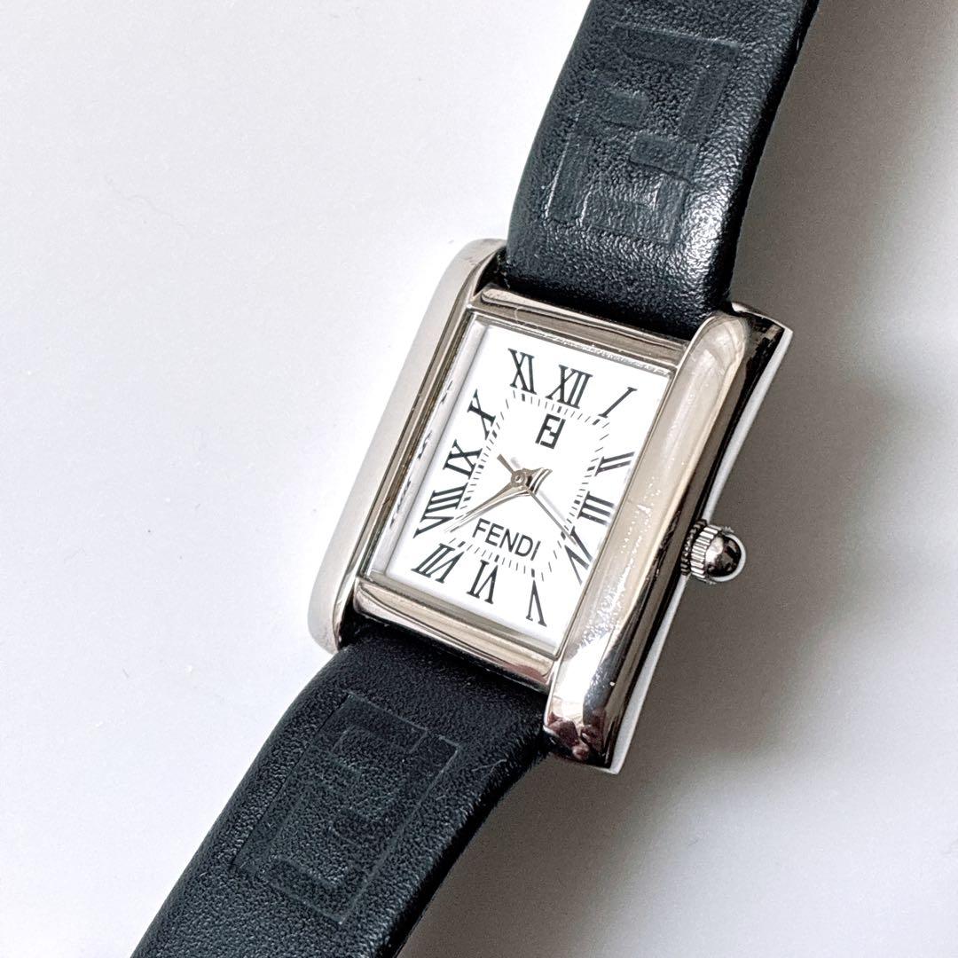 フェンディ FENDI 腕時計 美品 稼働品 動作品 ズッカ レザーベルト