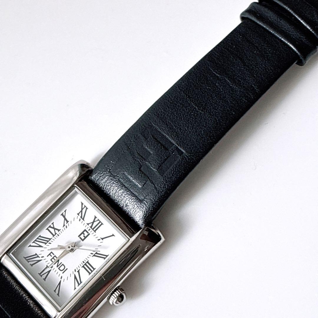 フェンディ FENDI 腕時計 美品 稼働品 動作品 ズッカ レザーベルト