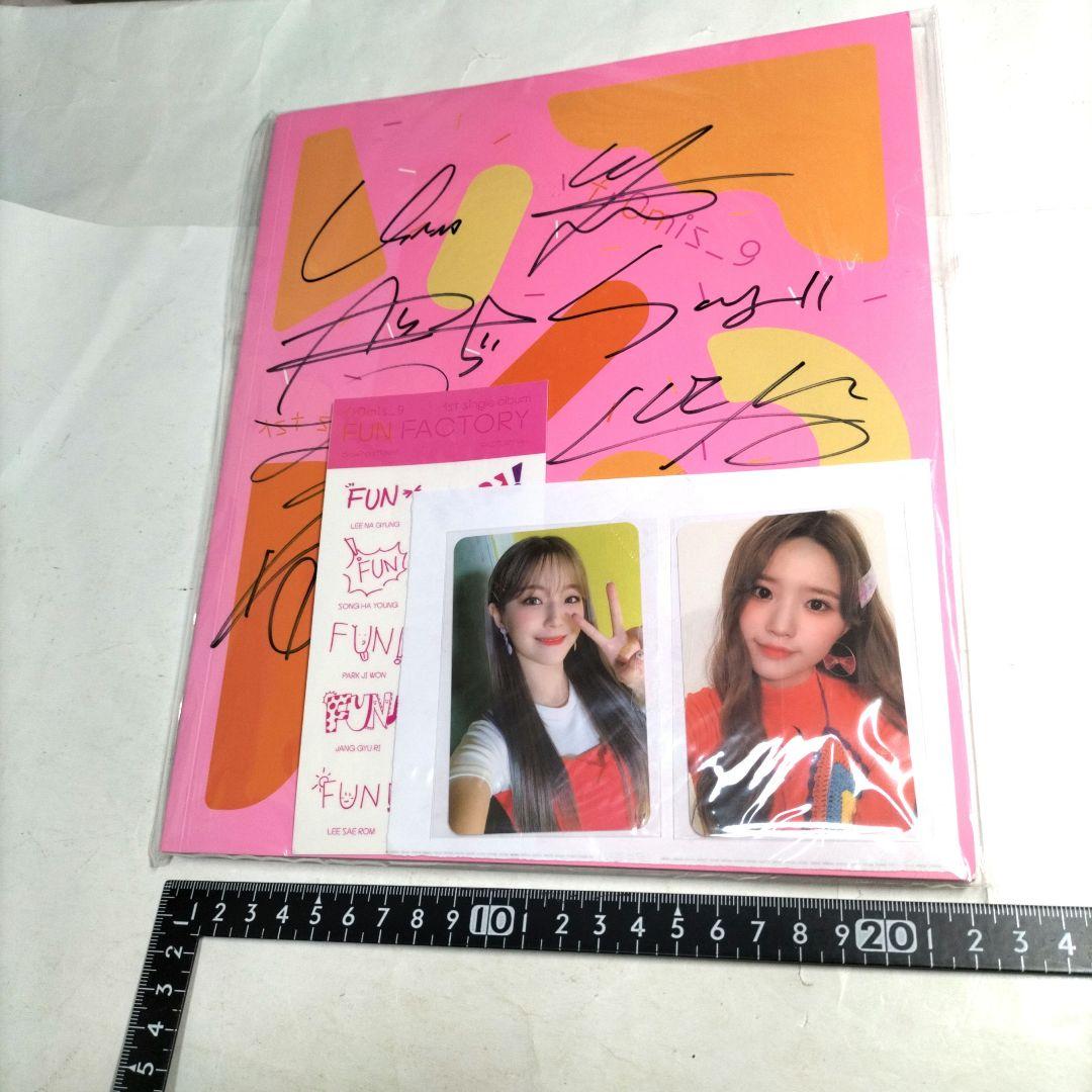 28000⭐メンバー本人⭐全員サイン入り⭐fromis_9⭐2トレカ付き