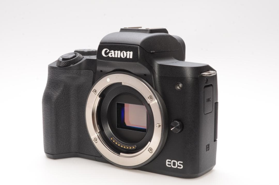 デジタルカメラ Canon EOS Kiss M 18-55mm F3.5-5.6 IS STM