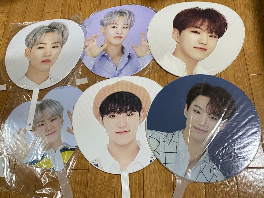 SEVENTEEN セブチ ホシ うちわ - メルカリ