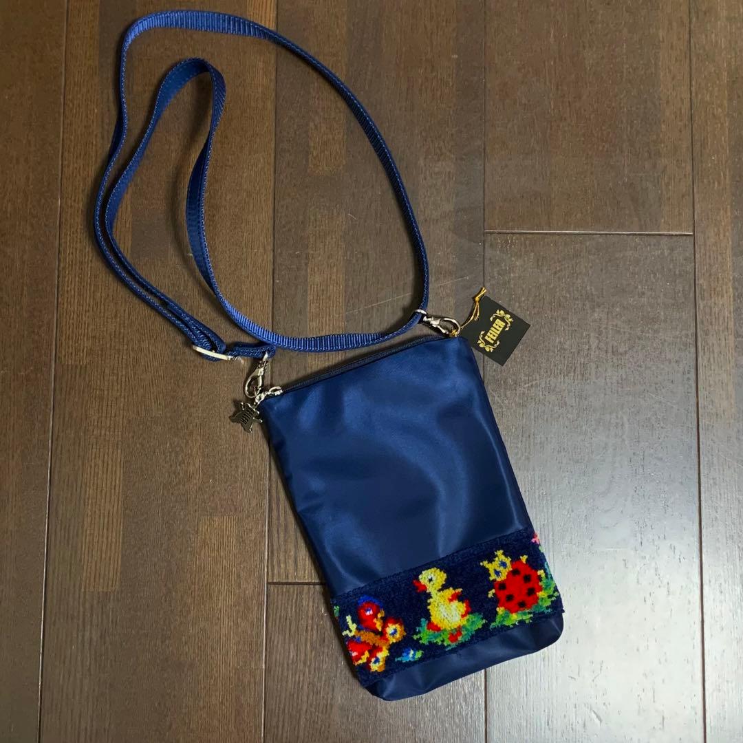 新品 学校フェイラー ハイジ柄 スマホショルダー♡ FEILER - メルカリ