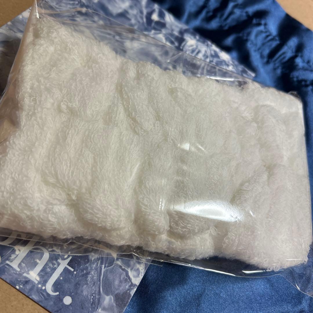 Number_i メッセージカード付き】雪肌精 Bright ヘアターバン 白