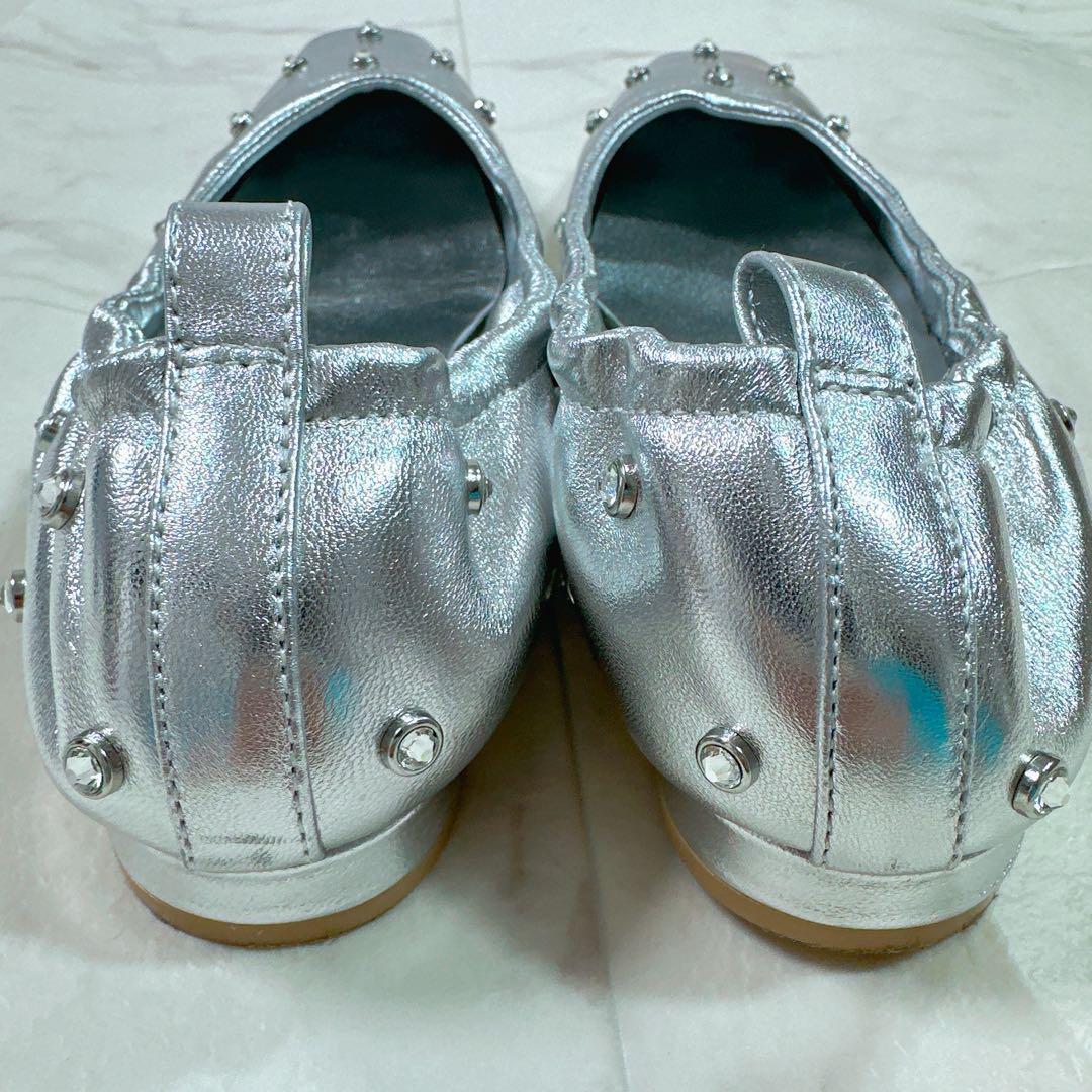 ツルバイマリコオイカワ Millenia バレエシューズ 今期 スタッズ