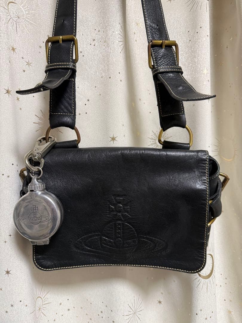 Vivienne Westwood アコードショルダーバッグ 中古・古着通販】Vivienne Westwood (ヴィヴィアンウエストウッド