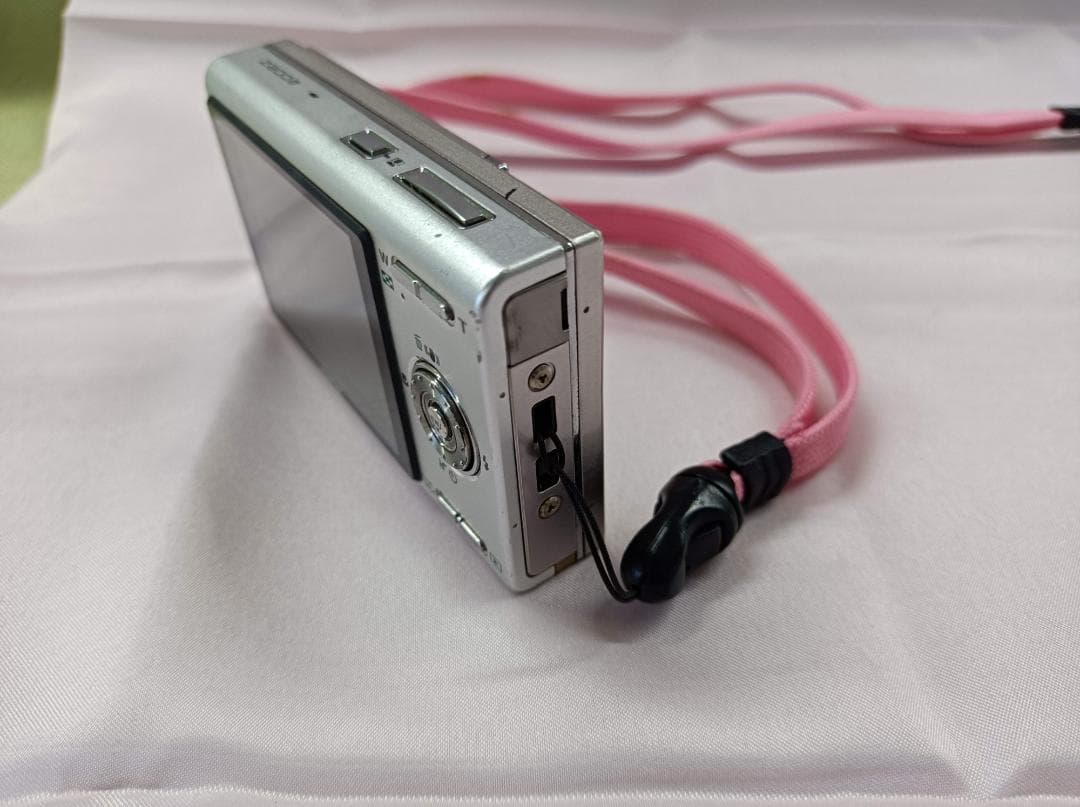 都《CCRFJ》FUJIFILM　FINEPIX　Z200fd　デジタルカメラ