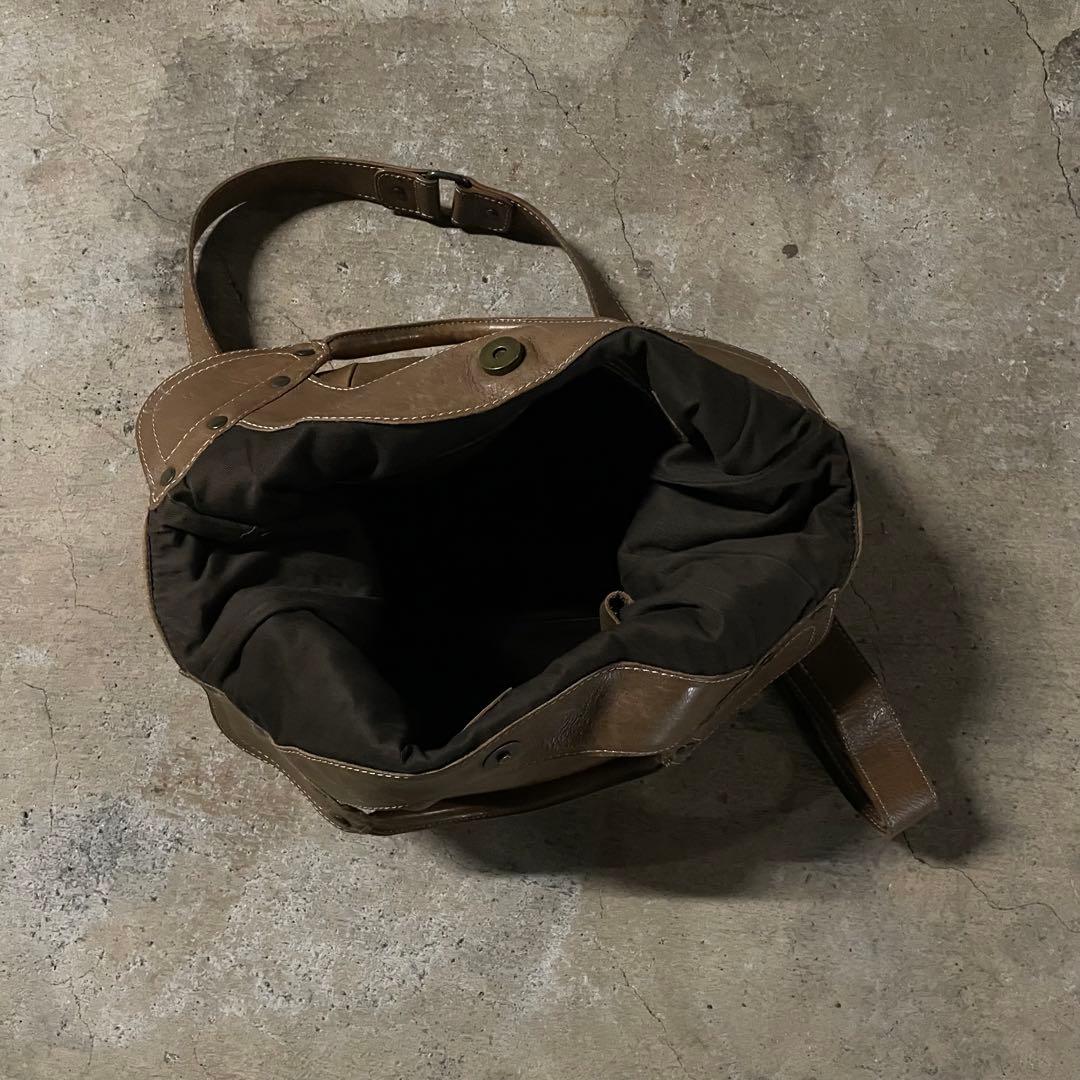 Y2K グランジ スタッズ 本革レザー ショルダーバッグ アーカイブ