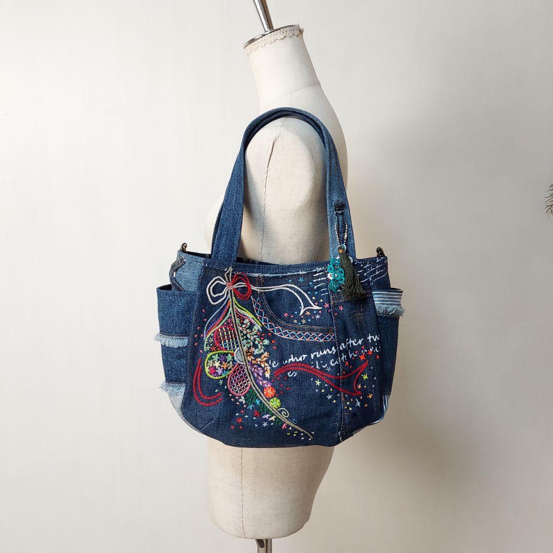 Kura様専用】刺繍デニムバック No.650 デニムリメイク 刺繍バック