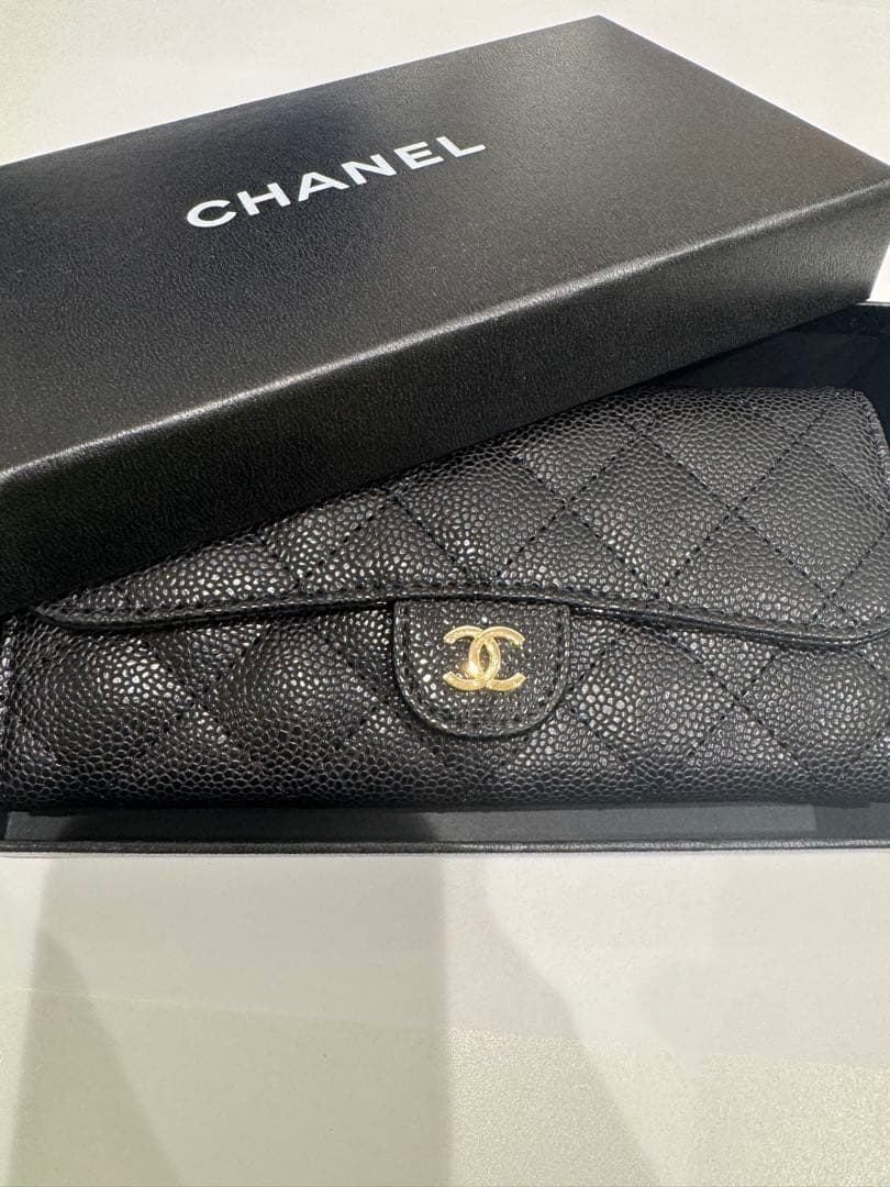 CHANELブラックレザー長財布 キルティングノベルティ商品非売品 CHANEL ブラック キルティング 長財布 ノベルティ 写真追加可能です
