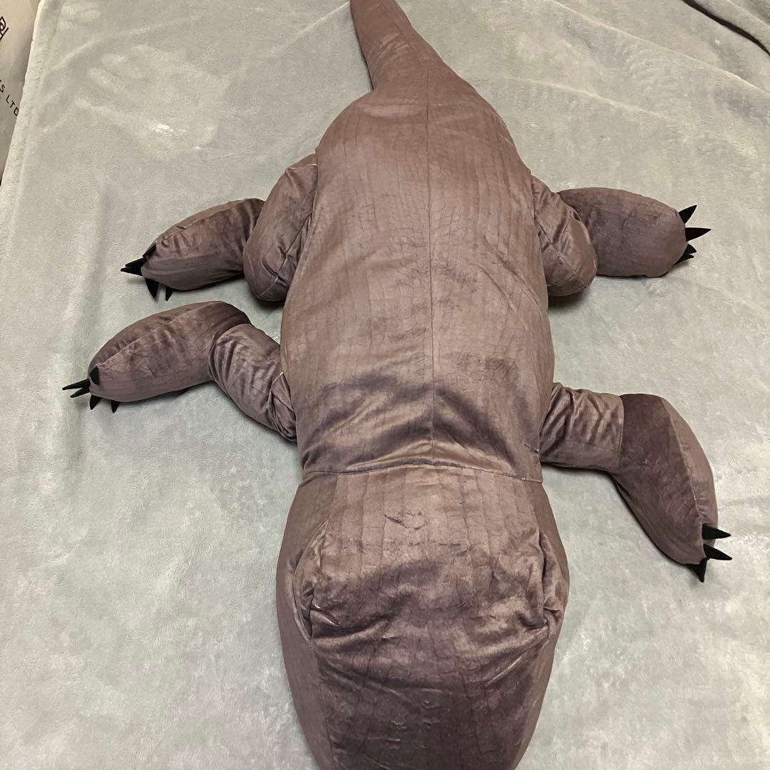 新品 コモドオオトカゲ super big ぬいぐるみ グレー - メルカリ