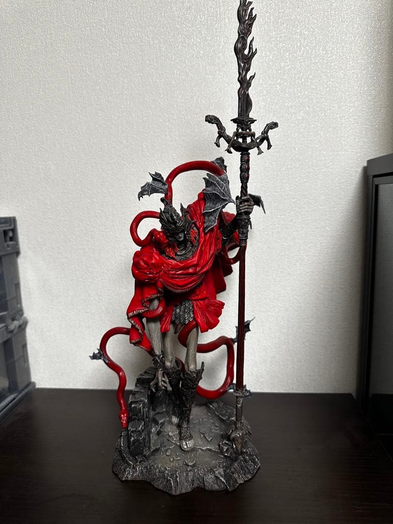 エルデンリング 串刺し公・メスメル スタチュー フィギュアのみ - メルカリ
