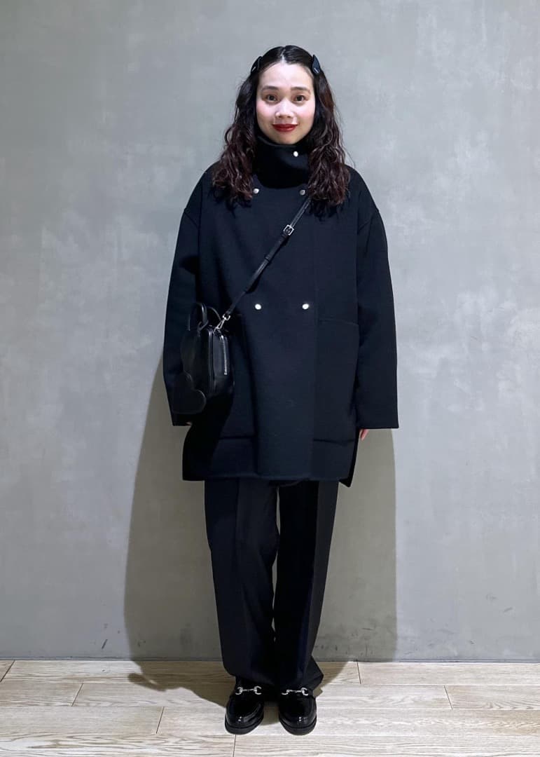 アダムへロペ 2024スタンドカラーハーフリバーコート - メルカリ