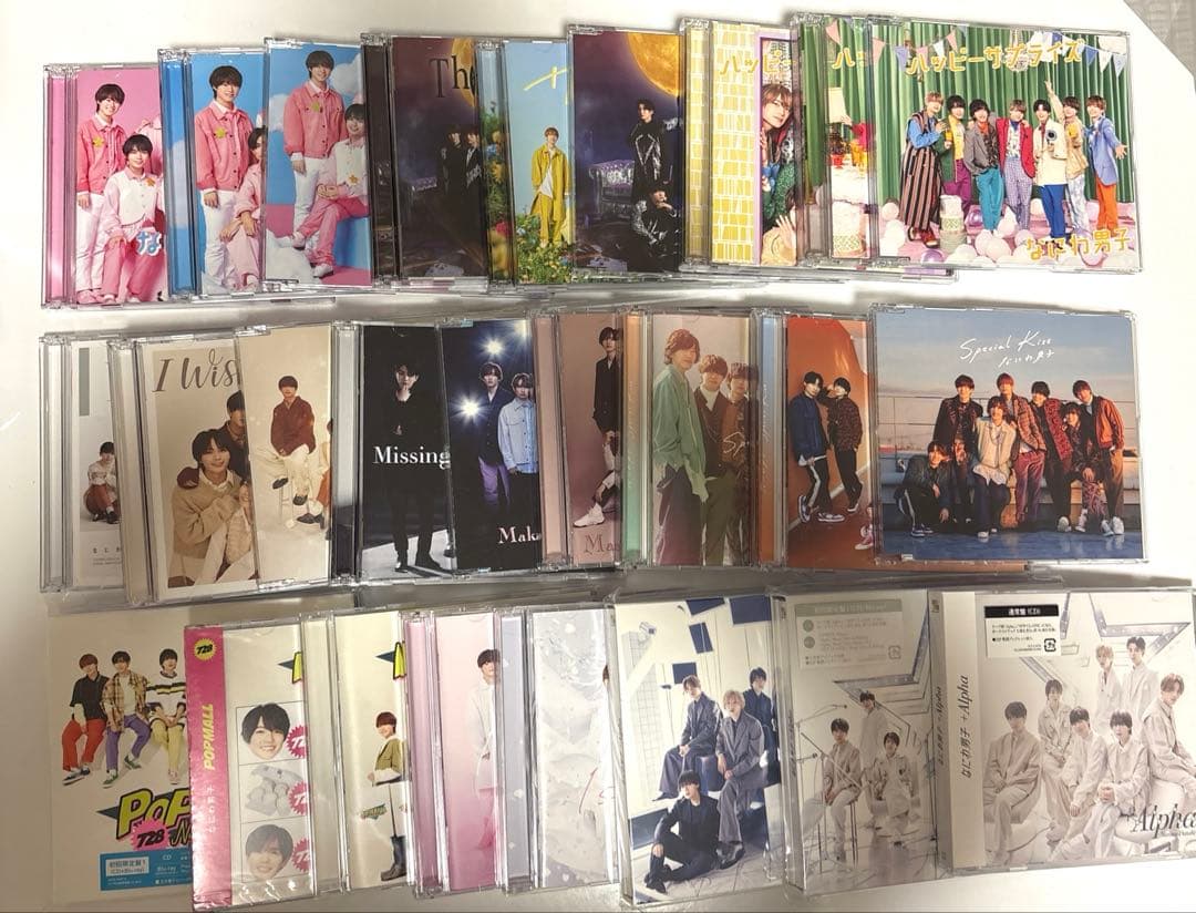 バラ売りも可】なにわ男子 CD（27枚）まとめ売り - メルカリ