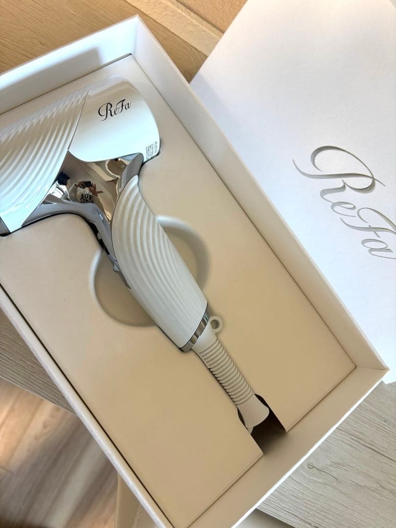 【週末限定値下げ】ReFa BEAUTECH DRYER SE ホワイト未使用 dショッピング |☆ReFa BEAUTECH DRYER SE ホワイト/コンパクト/リファ