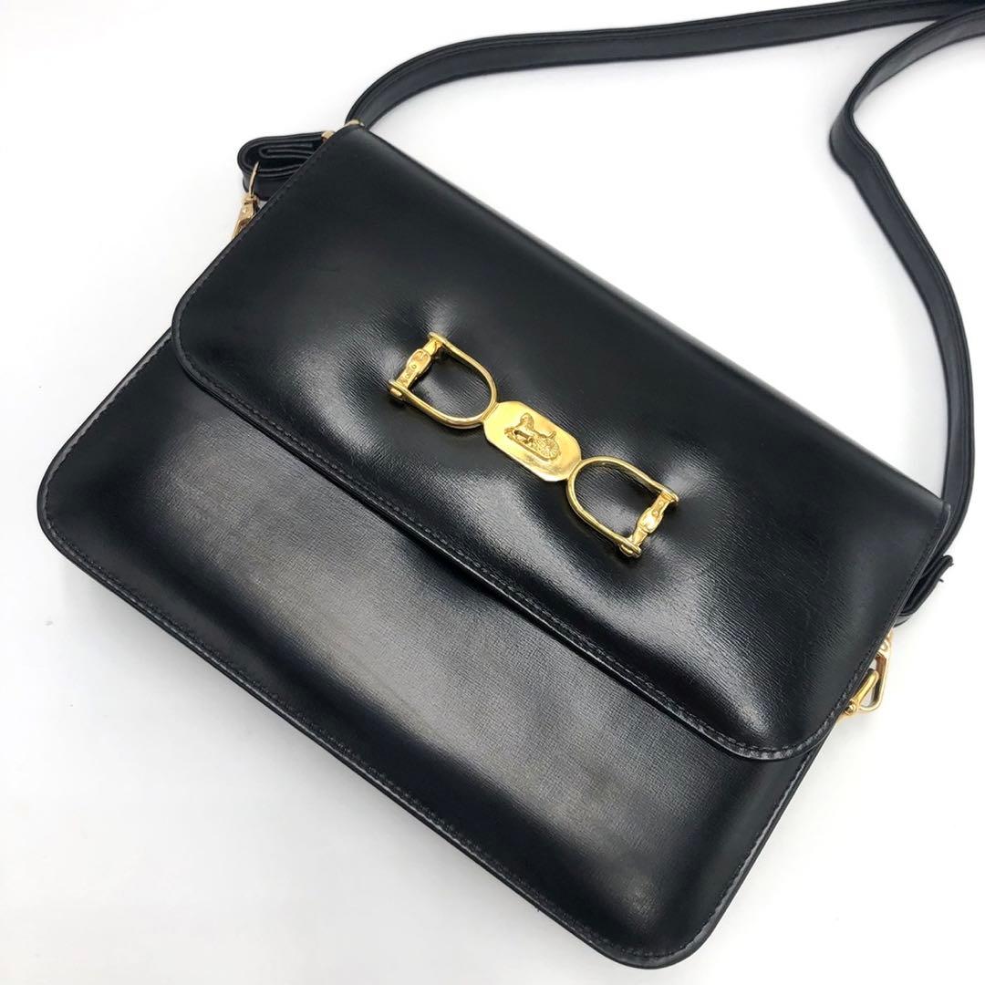 美品】 CELINE 馬車金具 ホースビット ショルダーバッグ レザー 黒