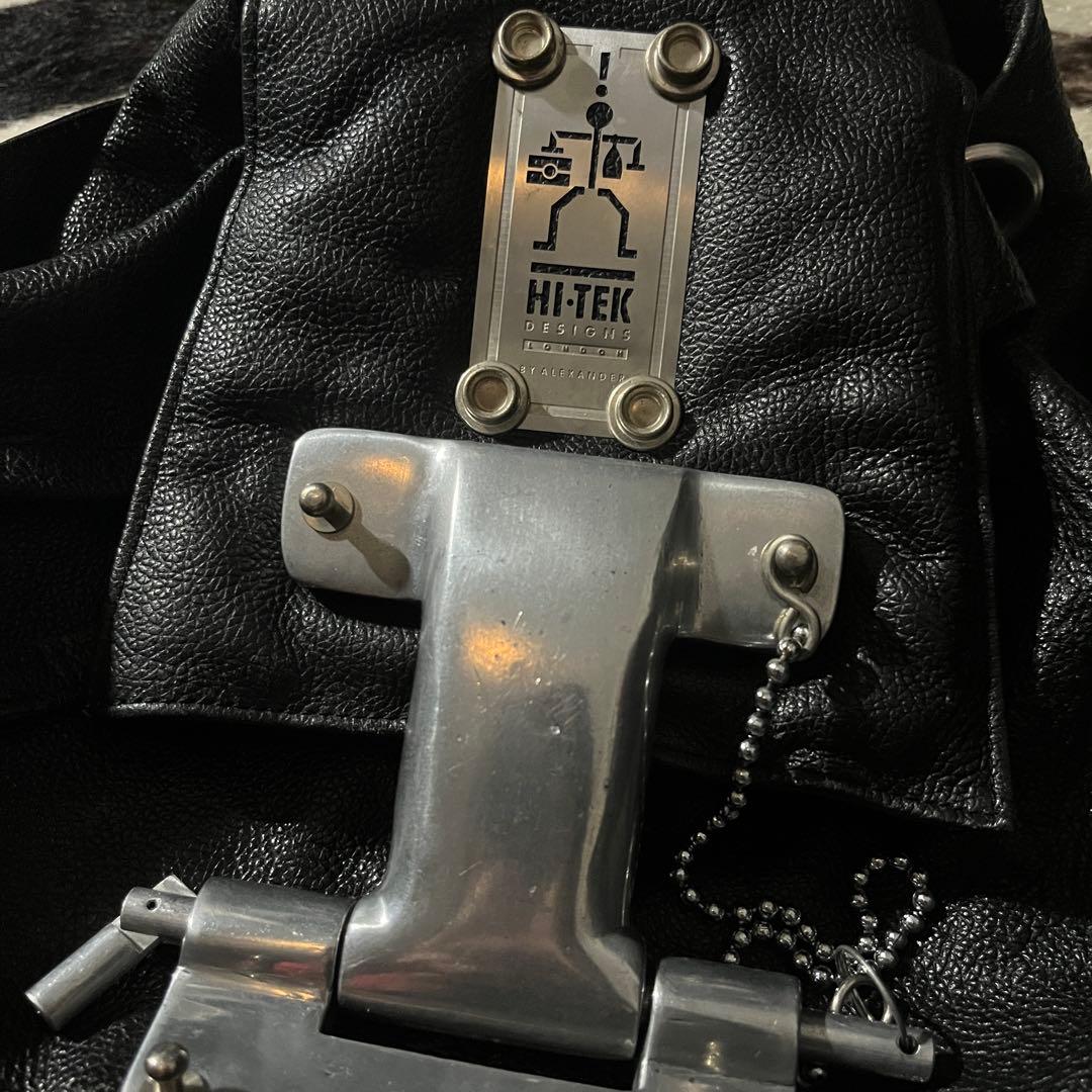 Hi Tek Designs London Alexander backpack - メルカリ