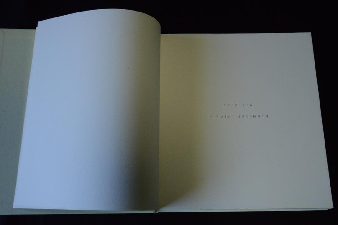 Theatres】杉本博司 アルミケース入り限定版大幅に再々値下げしました