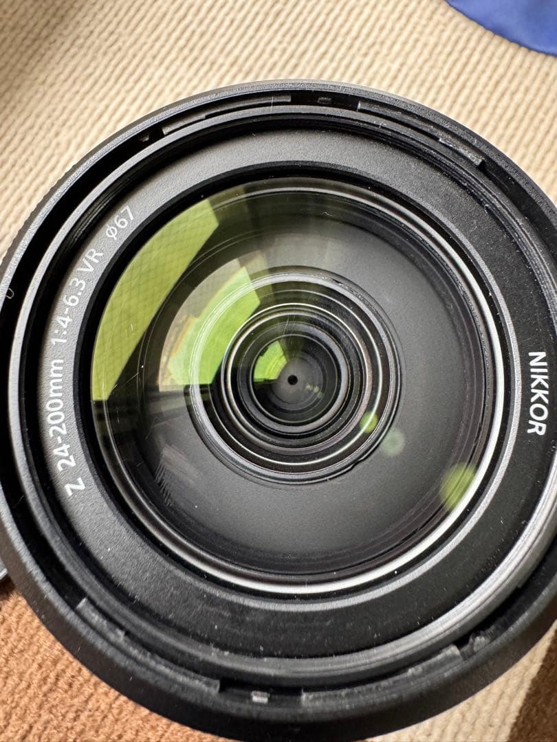 Nikon 24-200mm f/4-6.3 レンズ