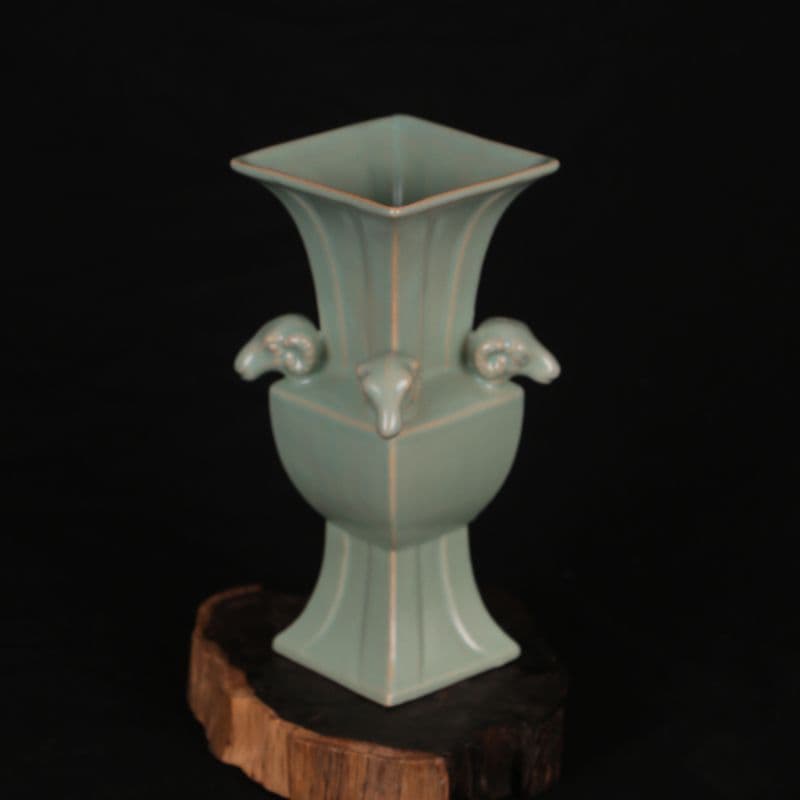 宋 汝窯 青釉 四羊尊瓶 現代工芸品 美術品 置物