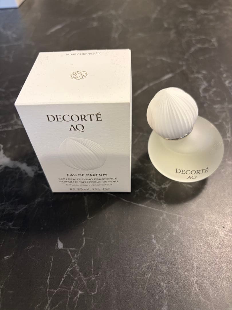 DECORTÉ AQ Eau de Parfum 30m箱付き - メルカリ