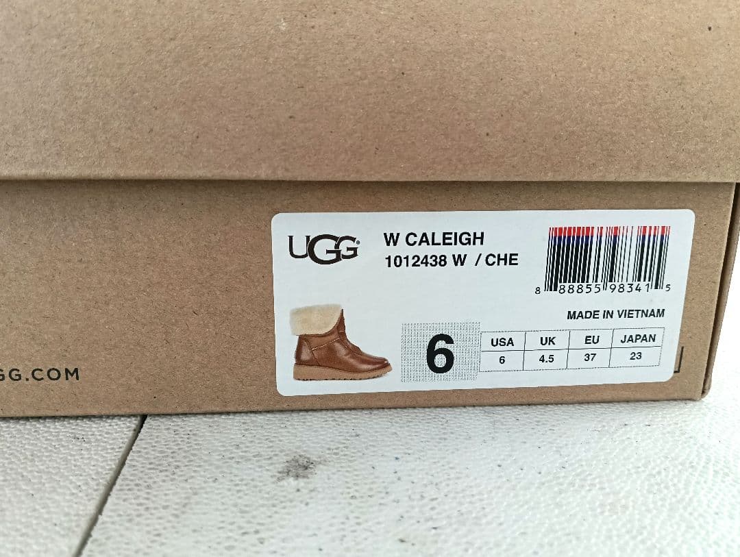 【未使用】UGG アグ CALEIGH キャリー アンクルブーツ　23.0cm
