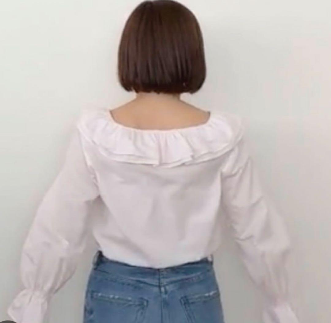 ✨新品未使用✨OHGA✨ラッフルショルダーブラウス✨ホワイト♡完売品