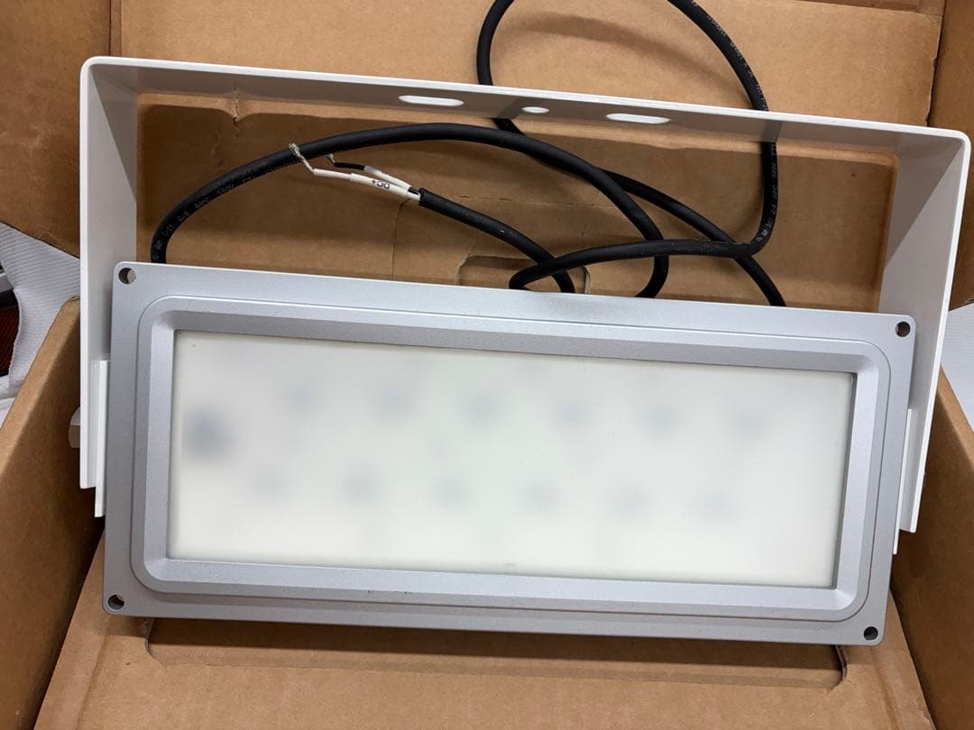 船舶用　ML-24-80F DC24V専用　LEDライト シルバー 楽天市場】LED投光器 80W DC24V ノイズレス WD-2480 船舶照明 IP67