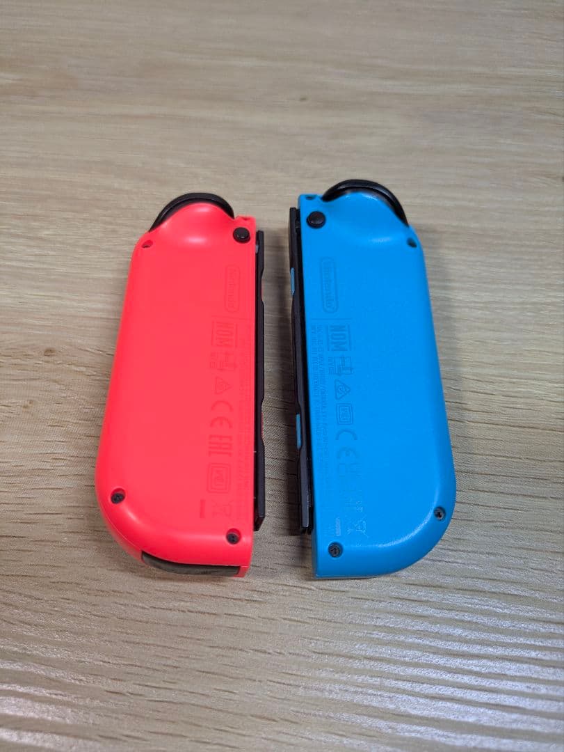 《付属品完品》NintendoニンテンドーSwitch　旧型　2018年製