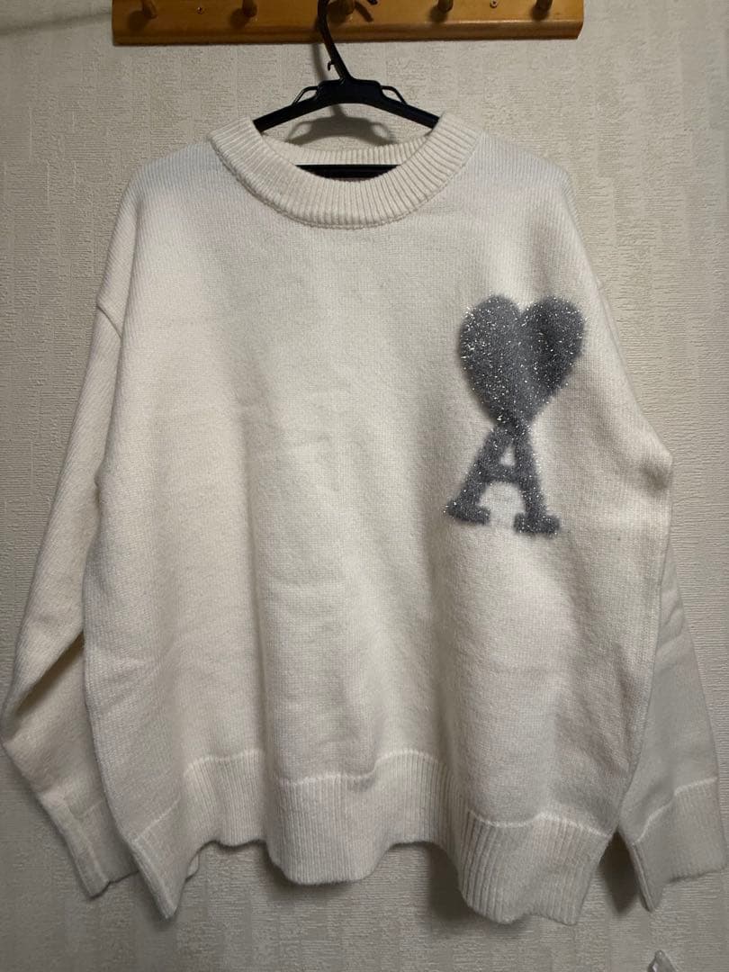 ami ハート刺繍 ニットセーター Sサイズ ホワイト - メルカリ