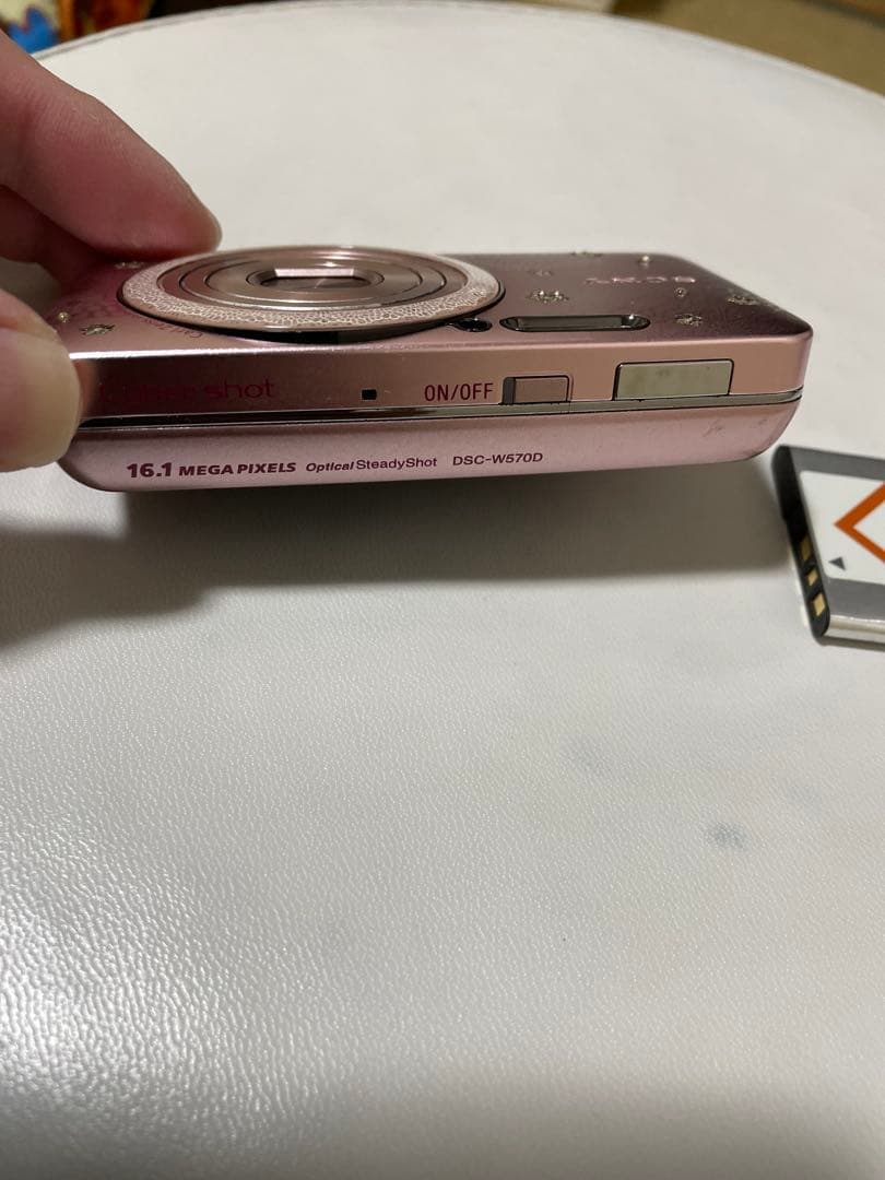 デジタルカメラ SONY cyber shot 16.1MP DSC-W570D