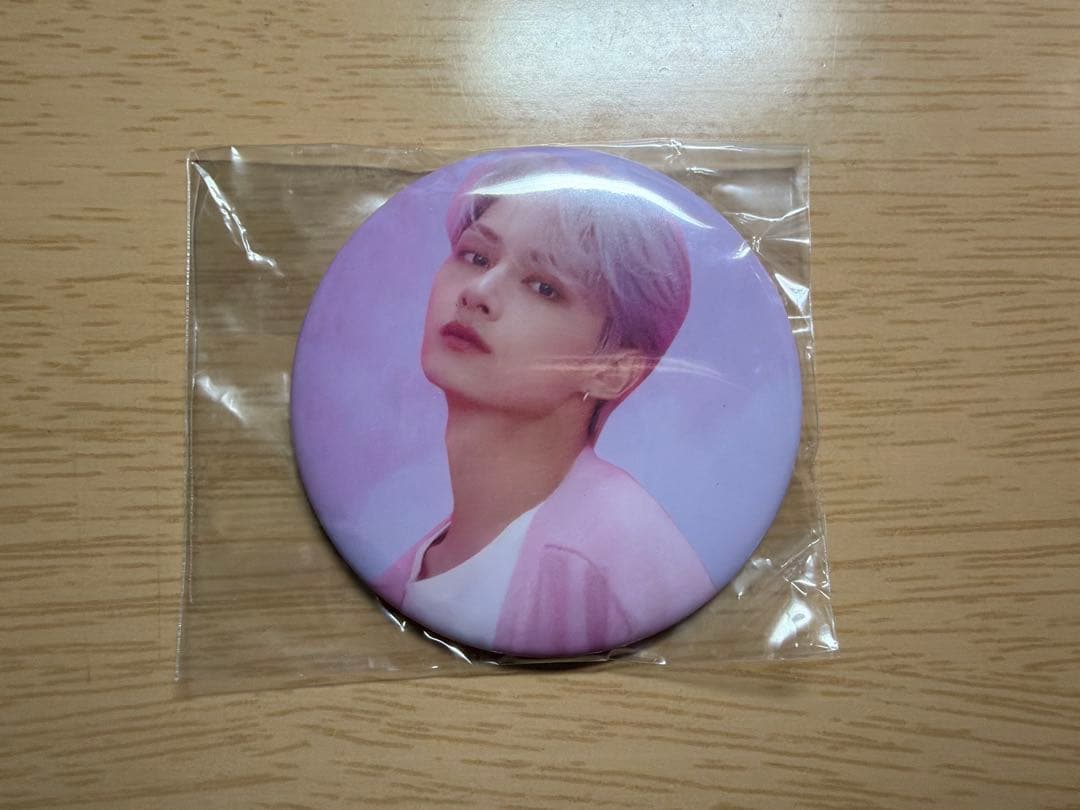 SEVENTEEN DREAM ジュン 缶バッジ - メルカリ