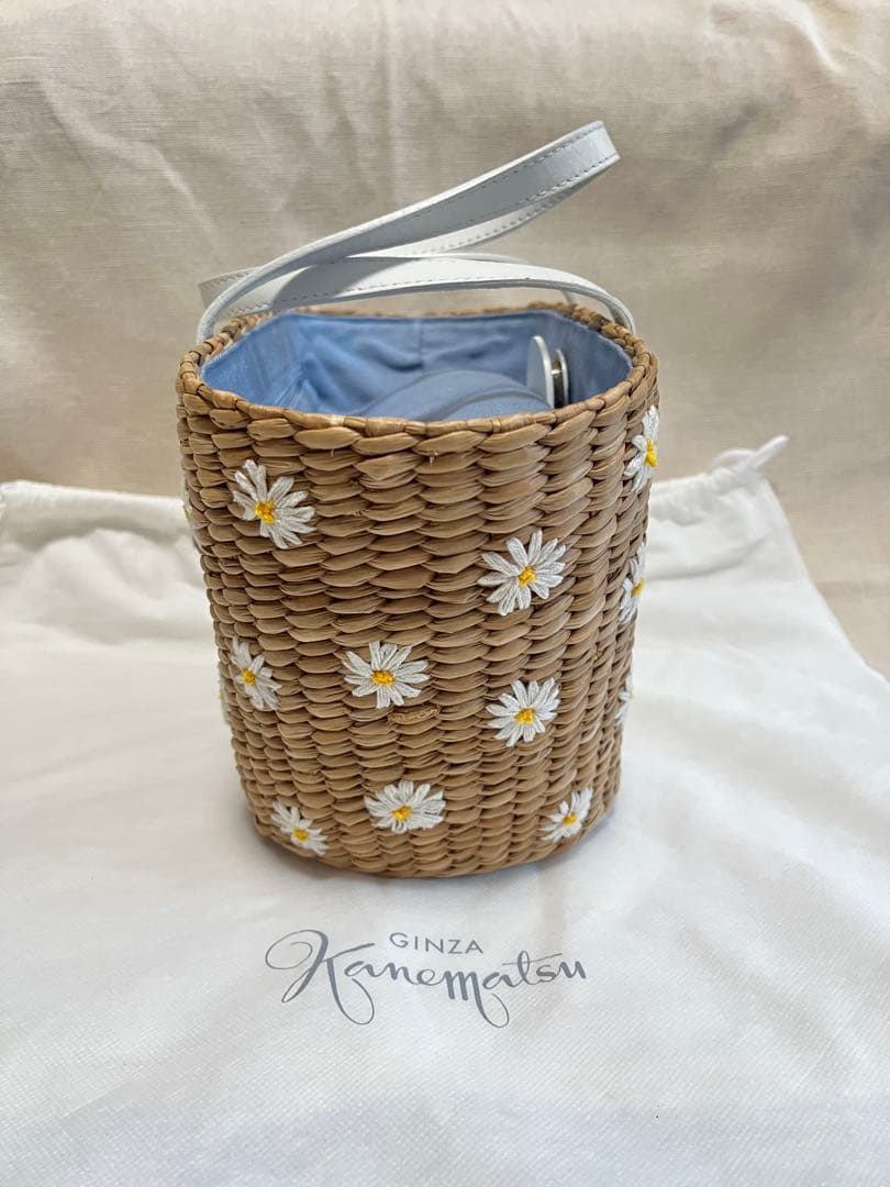 カネマツ デイジー刺繍 かごバッグ - メルカリ