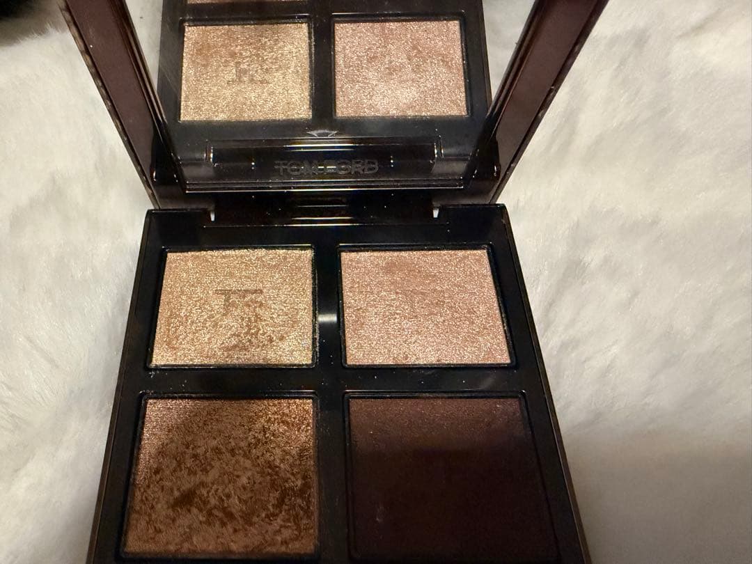 トムフォード TOM FORD アイ カラー クォード 48ピーチグラマー - メルカリ