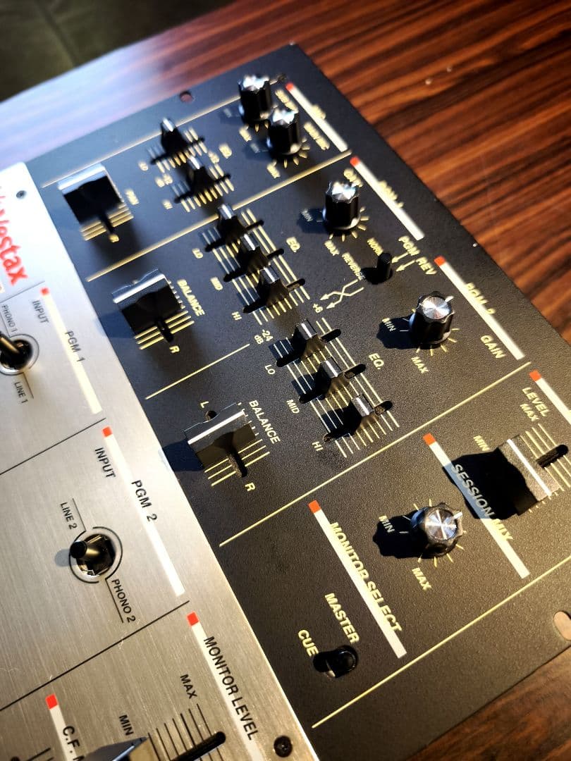 Vestax PMC-07Pro LEDブルーカスタム つまみ•ノブ交換 中古 - メルカリ