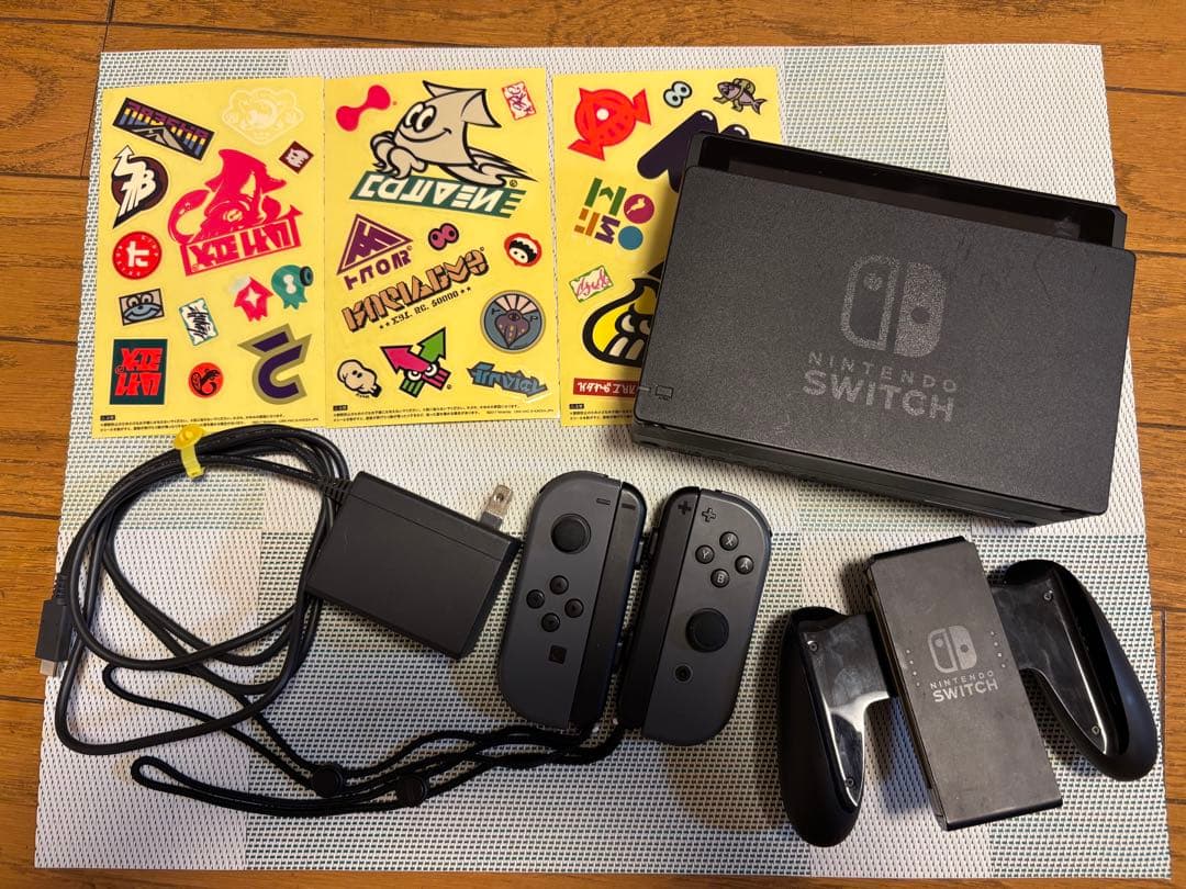 Nintendo Switch 本体 黒　ニンテンドースイッチ Amazon.co.jp: Nintendo Switch 本体 (ニンテンドースイッチ) Joy-Con