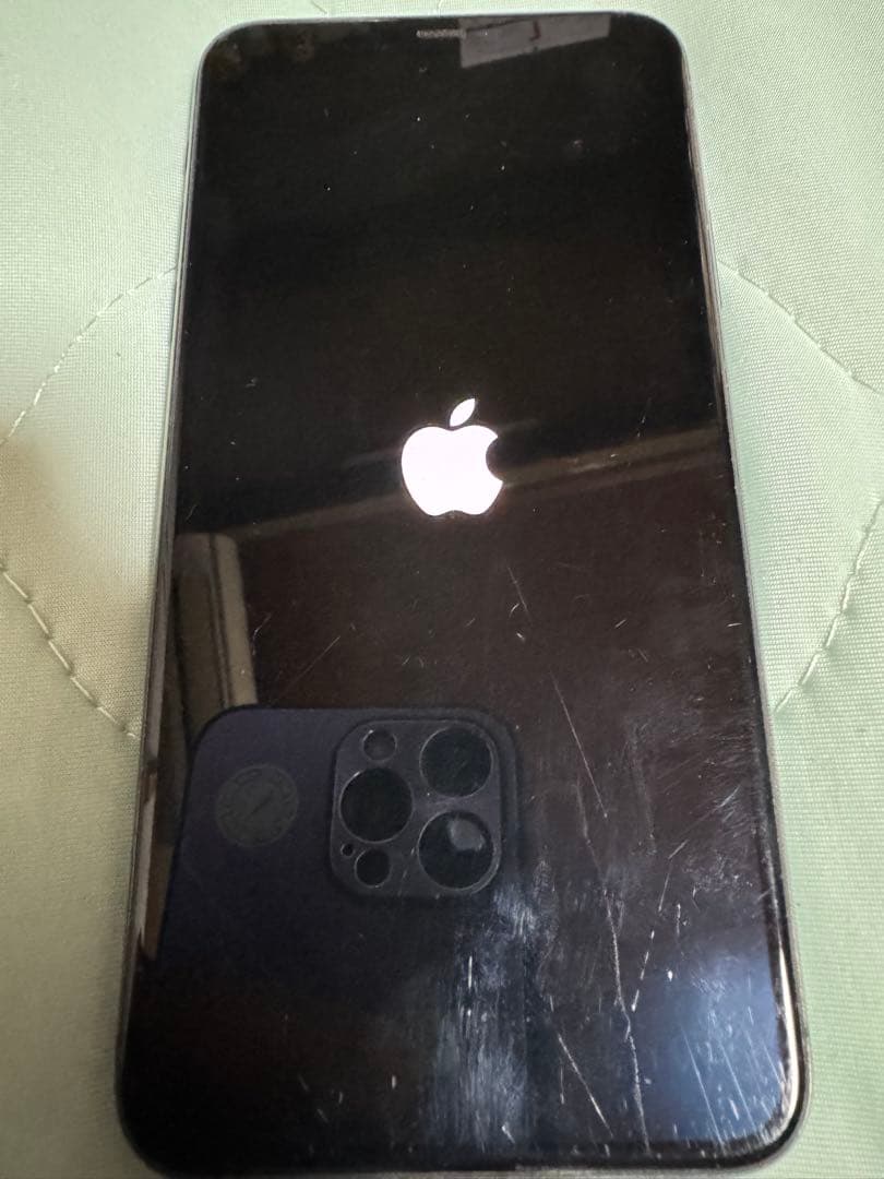 Apple iPhone 11 Pro Max スペースグレー 画面傷あり