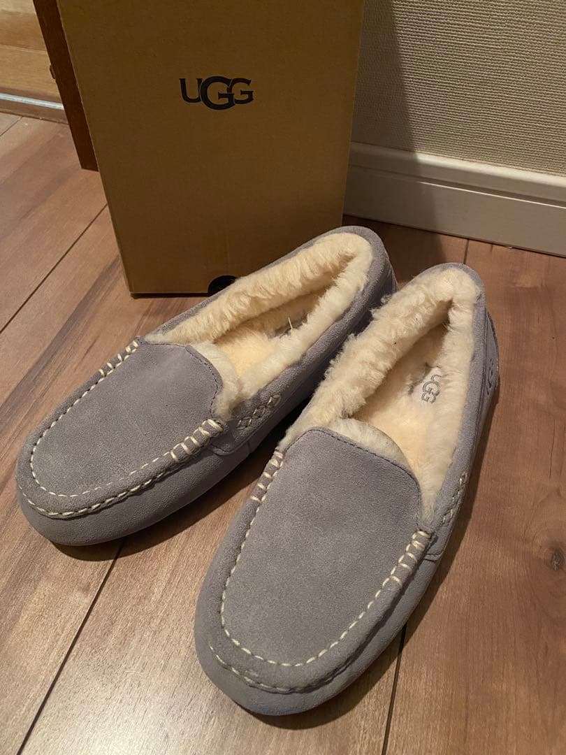 UGG ANSLEY アンスレー モカシン グレー 24cm アグ アグ UGG ANSLEY アンスレー レディース モカシン （ライトグレー