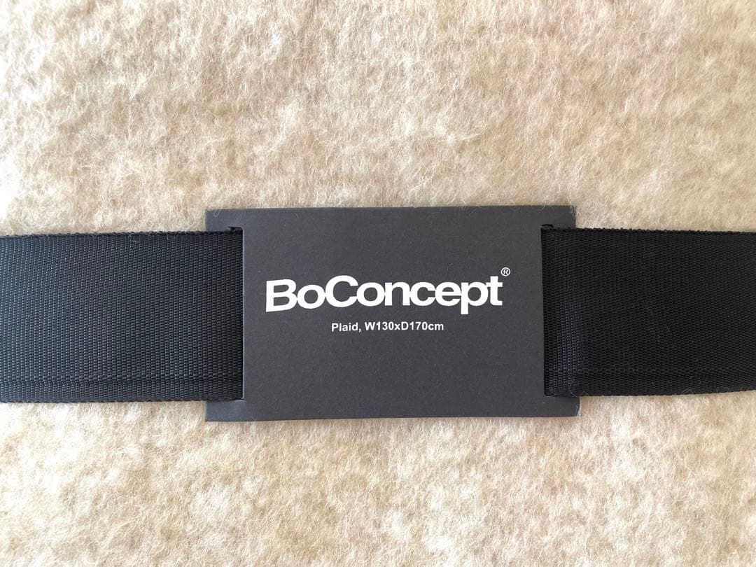 BoConcept］Keep Me Warm ブランケット/クリーム - メルカリ