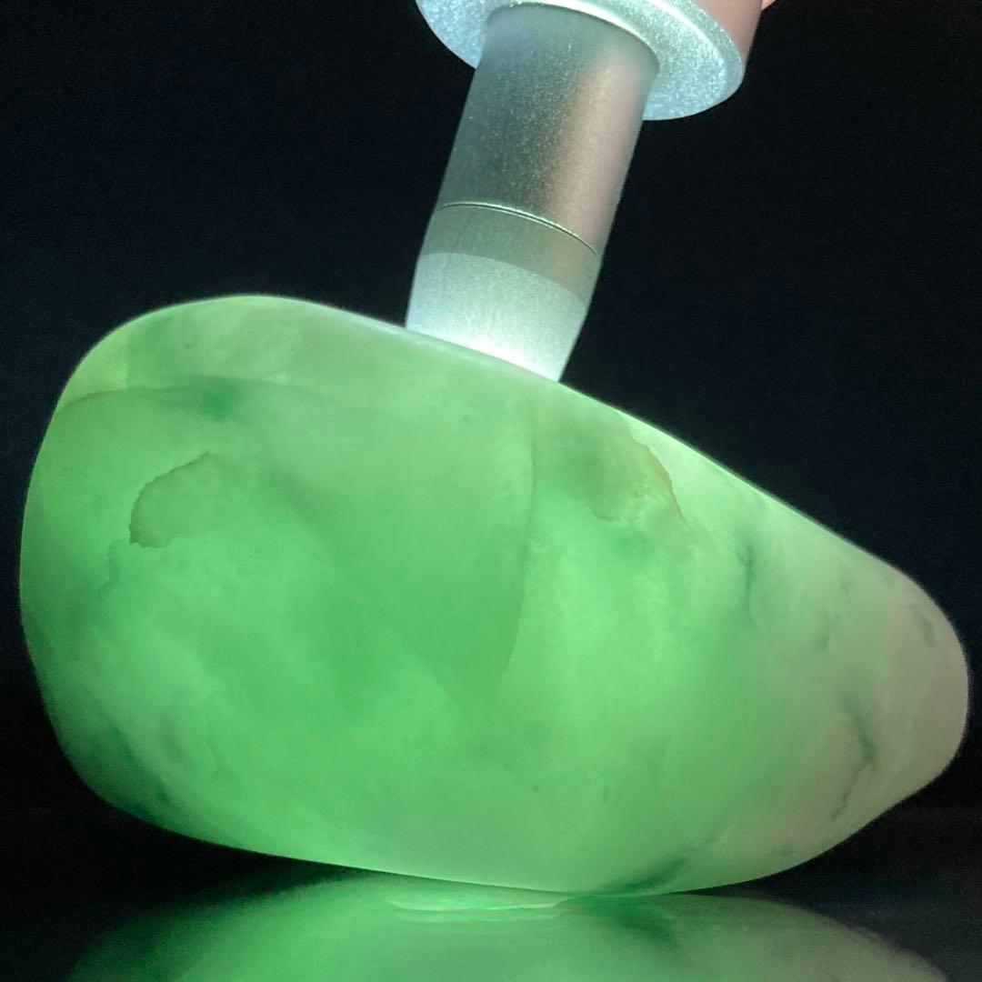 【専用品】糸魚川翡翠　氷質 翡翠　ラベンダー入り　原石　174.8ｇ