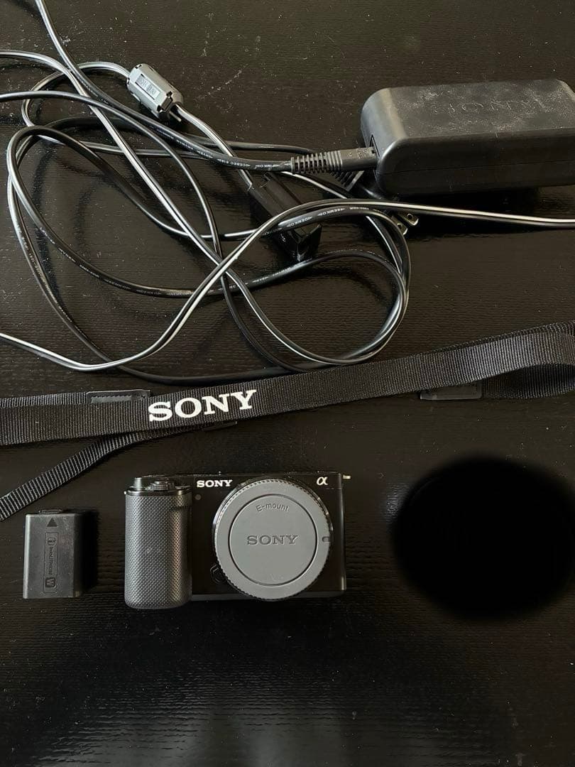 SONY ZV-E10 4K ミラーレス 一眼レフ VLOGCAM ZV-E10 | デジタル一眼カメラα（アルファ） | ソニー