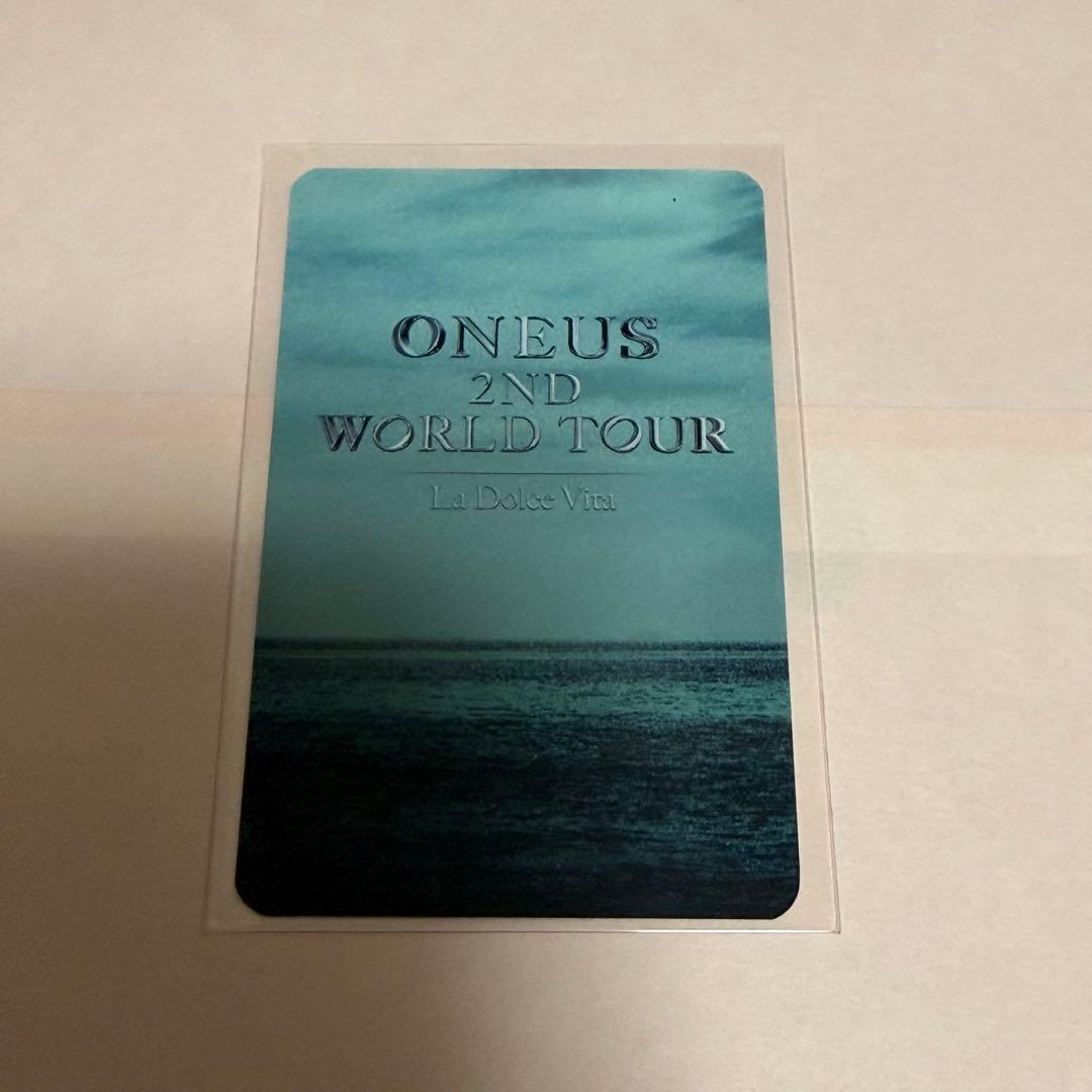 ONEUSファヌン 2nd world tour - メルカリ