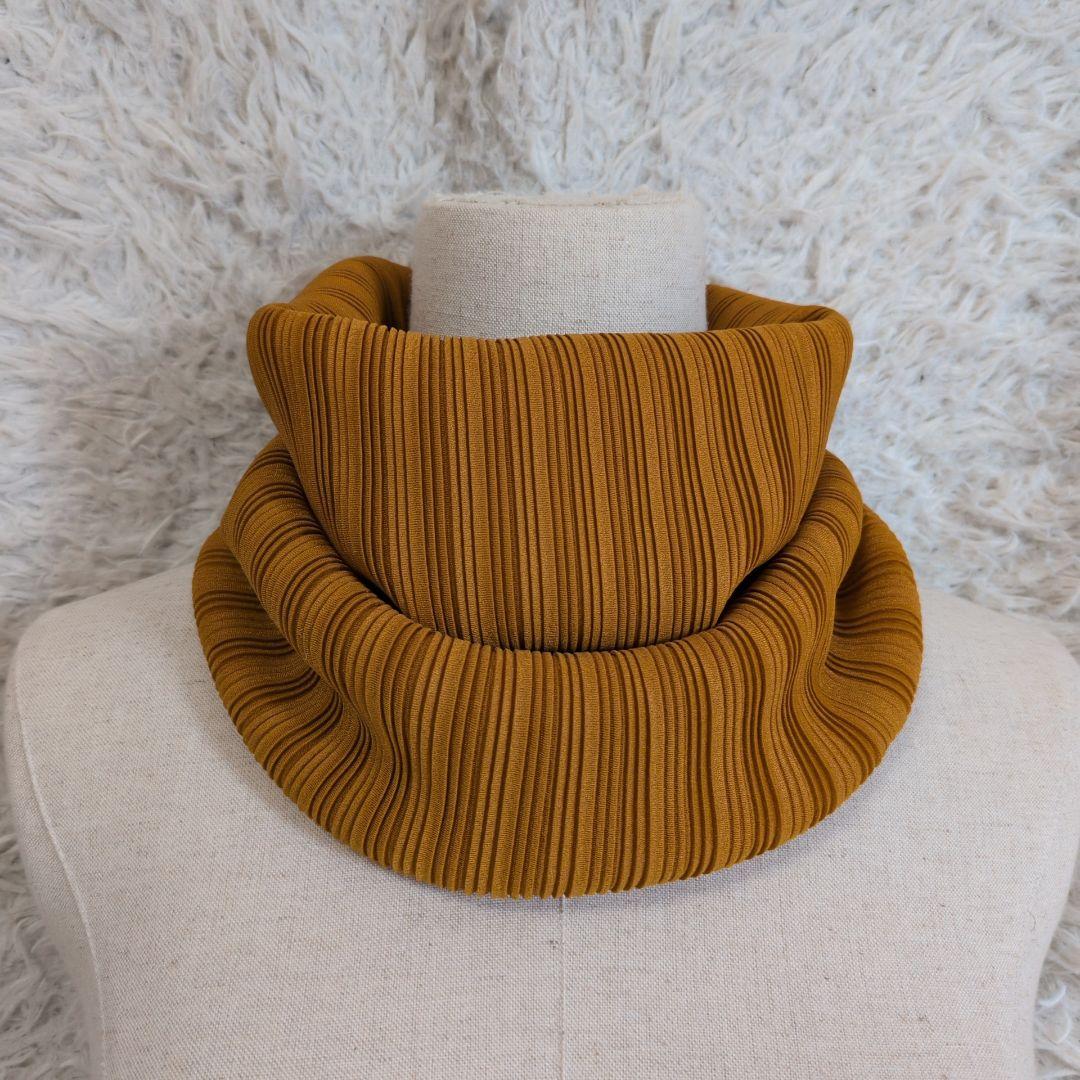 希少✨プリーツプリーズイッセイミヤケ プリーツスヌード オーチューブ