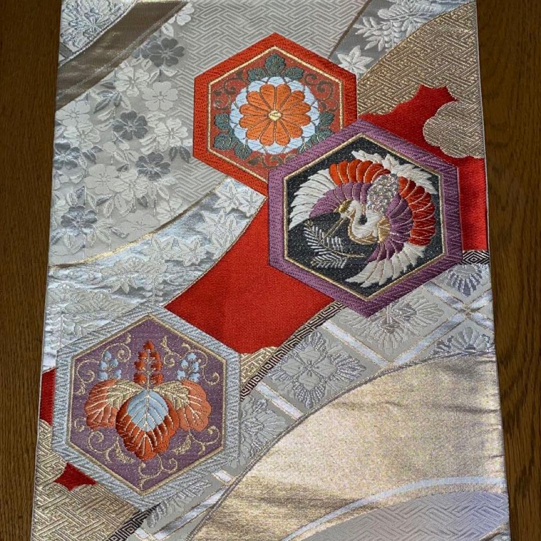 テーブルランナー「吉祥古典」帯リメイク - メルカリ