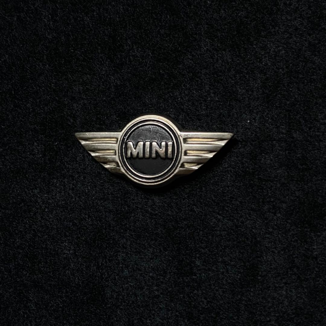 希少 BMW MINI エンブレム ピンバッジ ロゴ ピンバッチ 非売品 - メルカリ