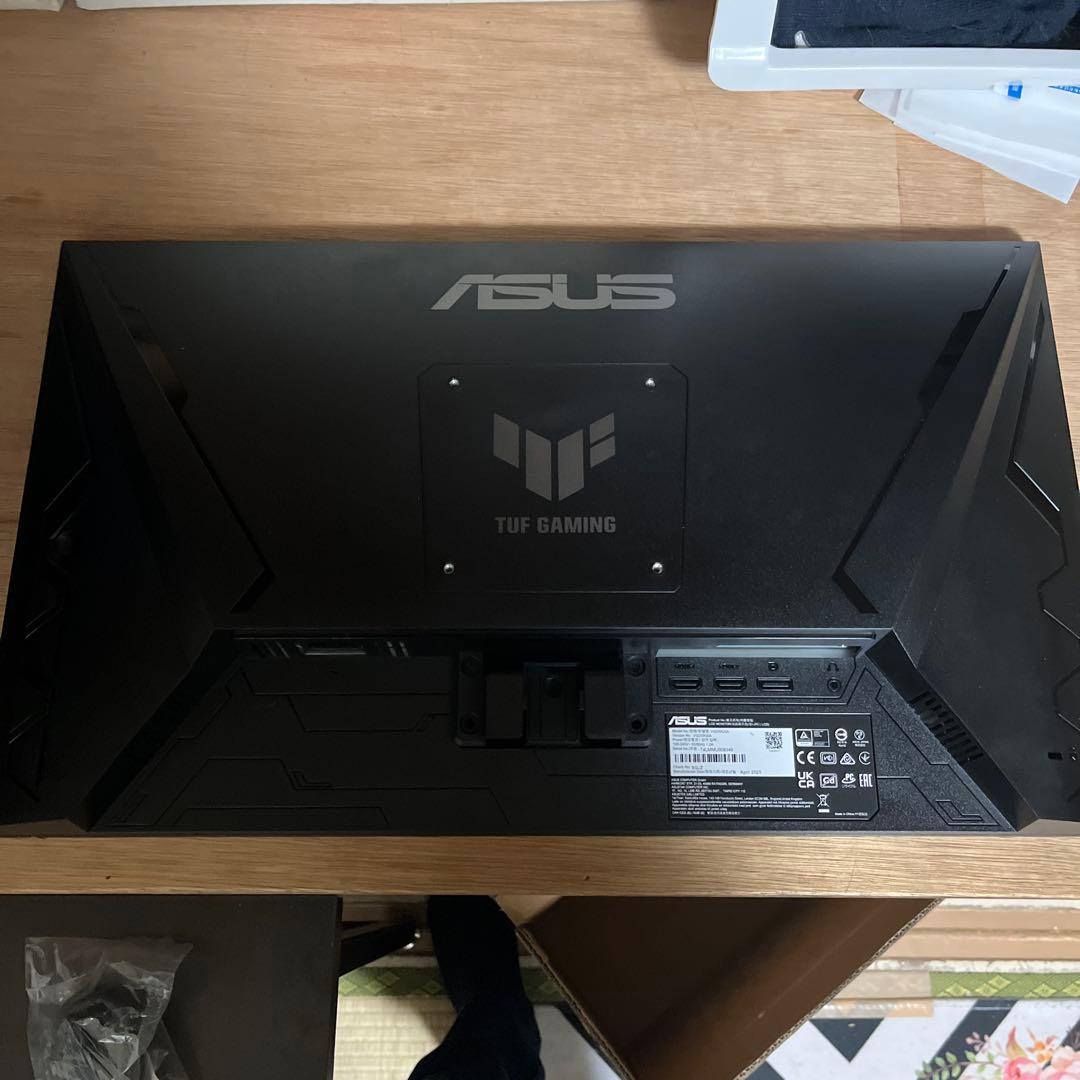 ASUS 200hz 0.3ms IPSパネル ゲーミングモニター