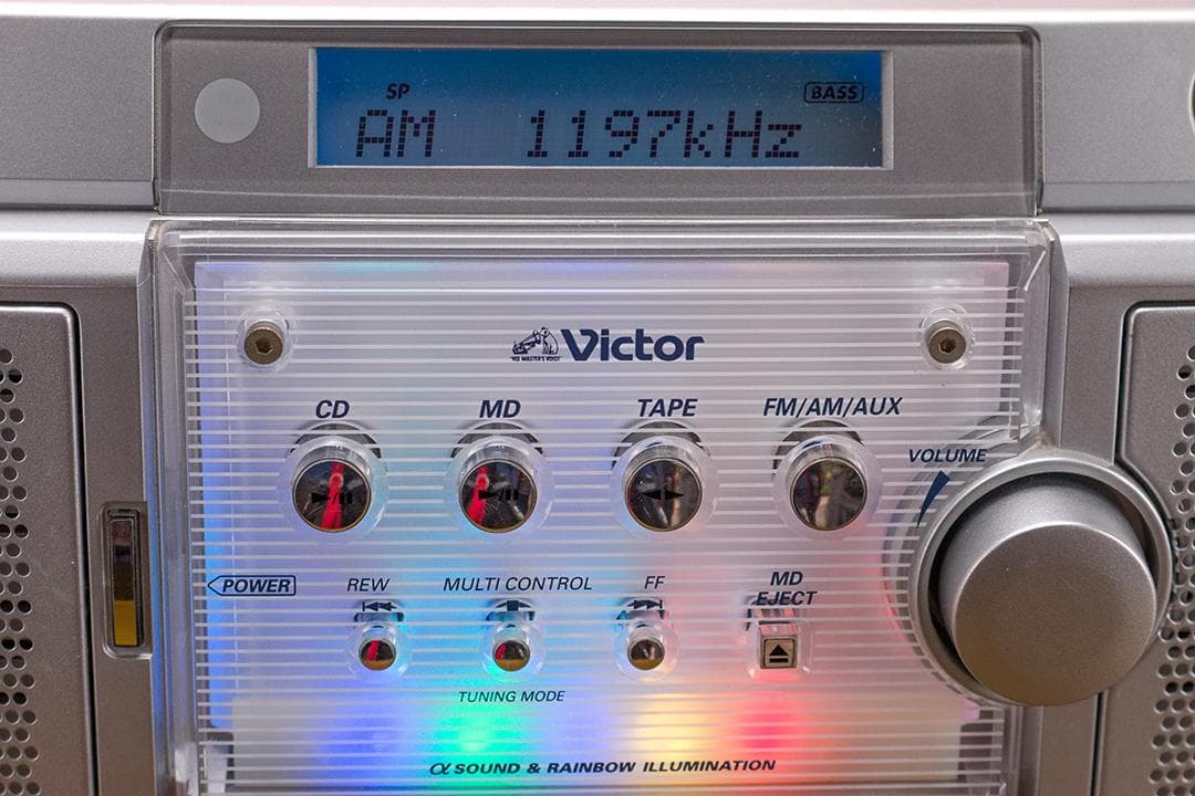 Victor ビクター CD/MDラジカセ Clavia RC-Z1MD - メルカリ